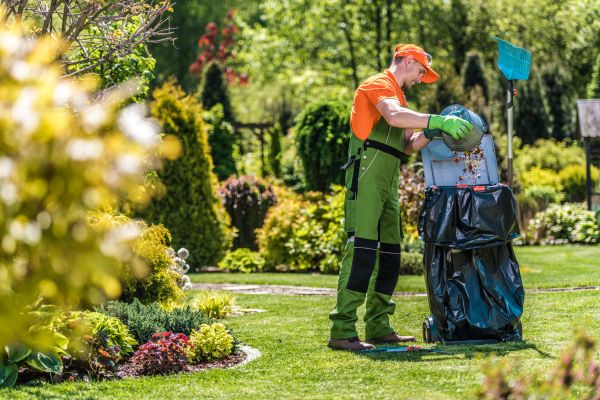 Cost of Lawn Cleaning Service in Raleigh